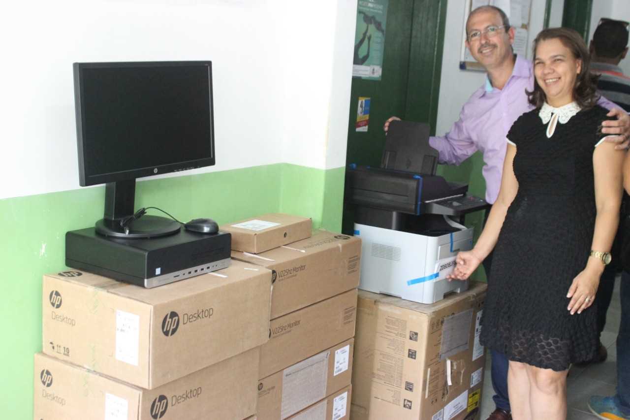 Secretaria de Assistência Social faz entrega de Kit com aparelhos e  Automóvel para o Conselho Tutelar
